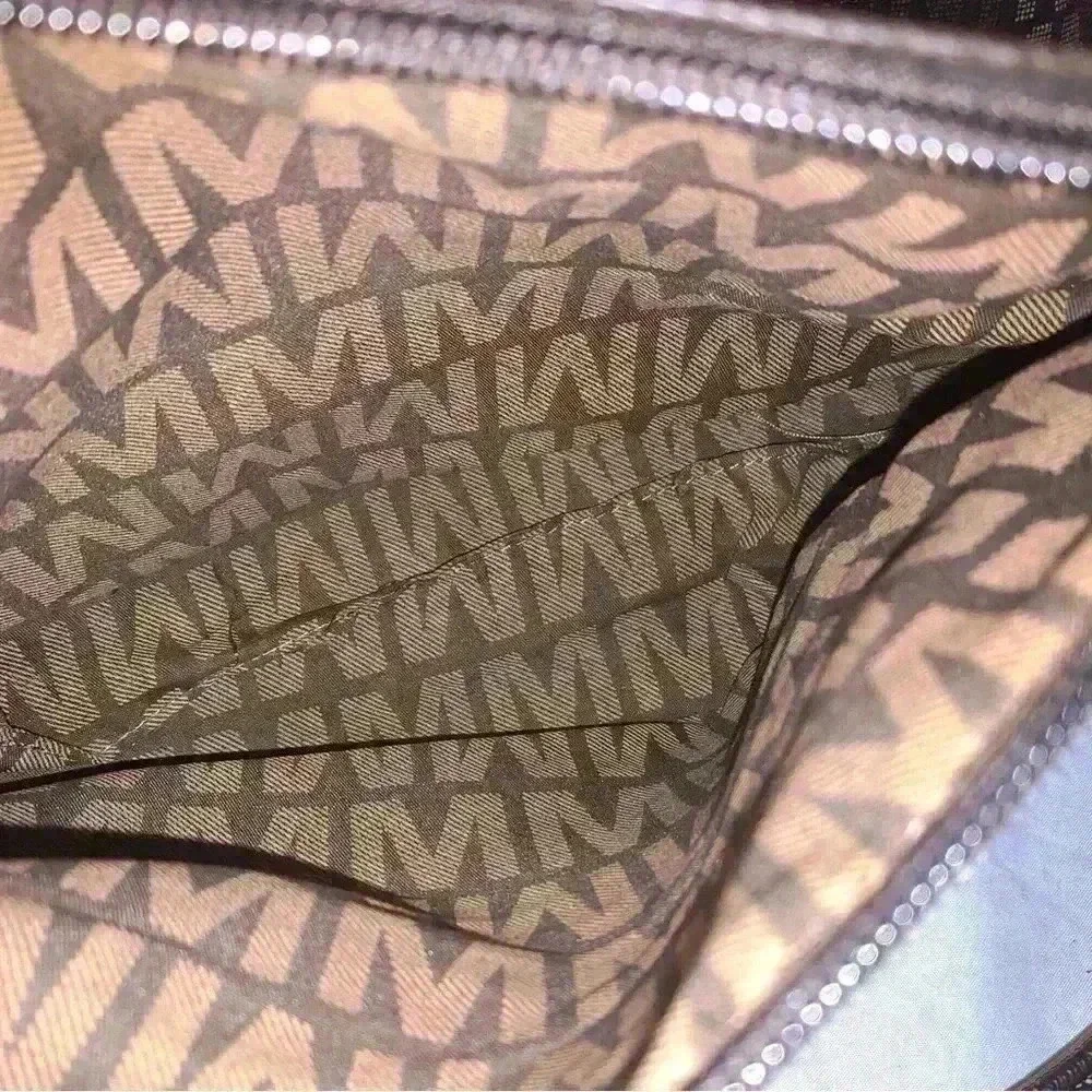 Mia K Farrow  Tote Handbag  Faux Leather Top Handle Shoulder Strap